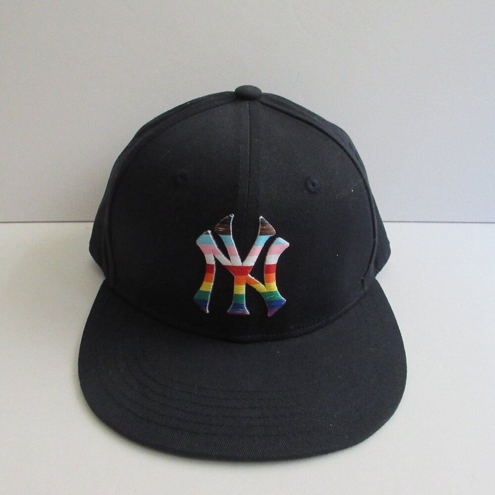 New York Yankees Pride LGBTQ Melonwear Hat Cap SGA Special Snapback Rainbow NNY